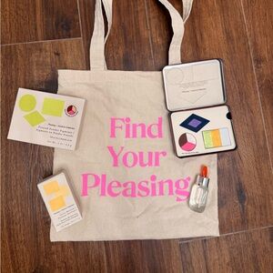 Pleasing eye shadow + lip gloss + Tote Bag